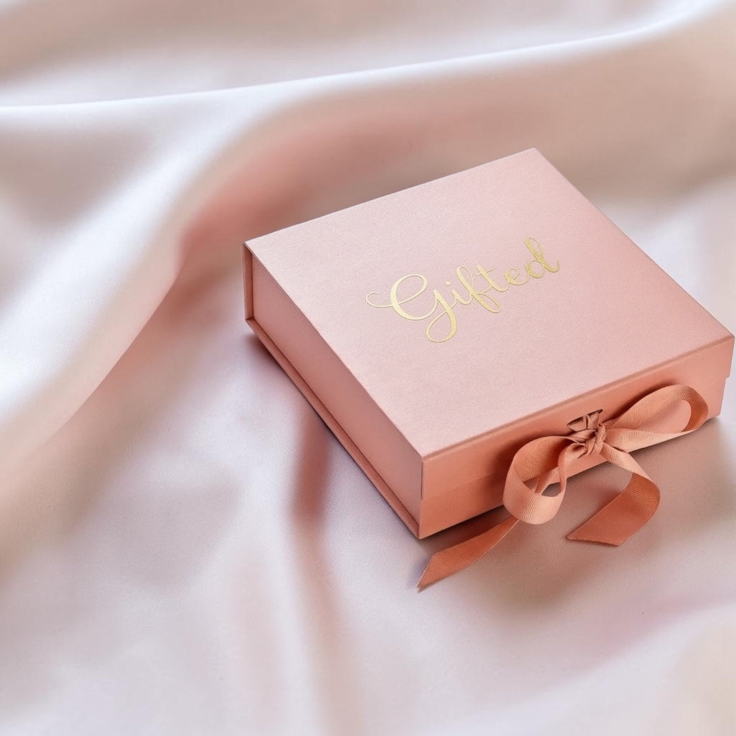 Surprise Beauty & Accessory Customisable Gift (Large Size)